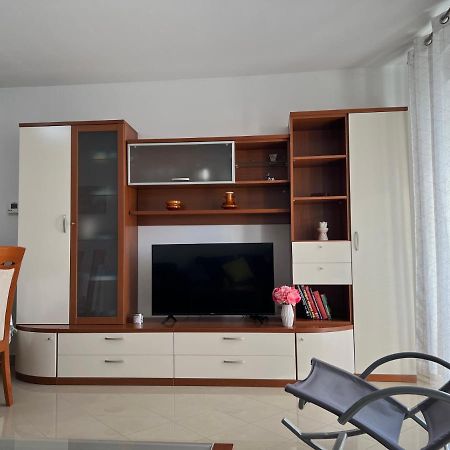 Apartamento Apartman Ruza Pula Exterior foto